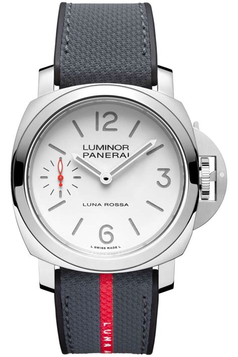 Panerai Luminor Luna Rossa PAM1342 .